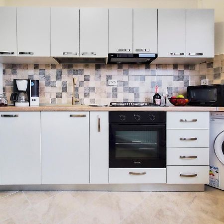 Smarald Apartament Iulius Mall Iasi Eksteriør bilde